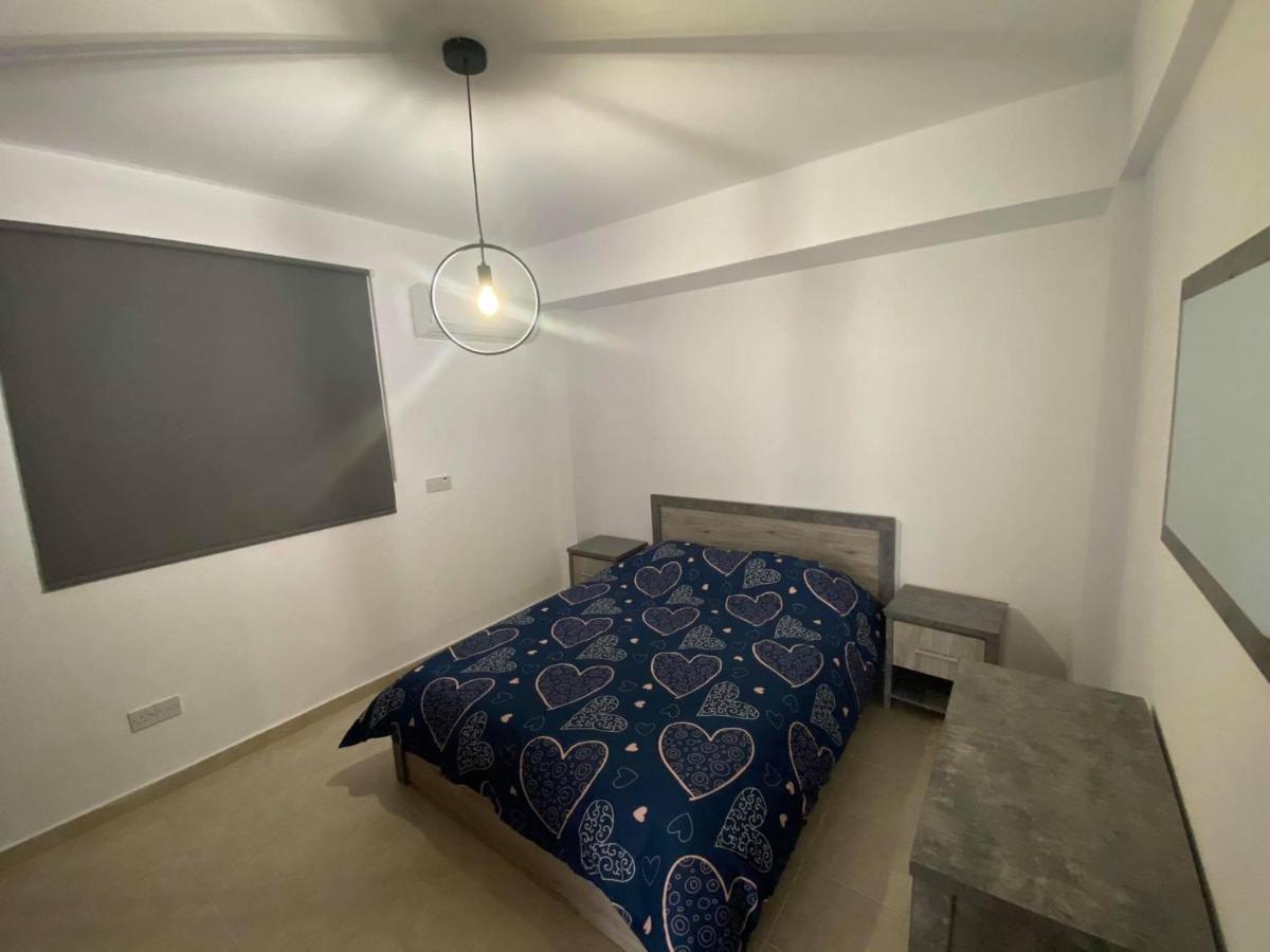 Cosy Apartment In Kato Paphos With Pool Access ภายนอก รูปภาพ