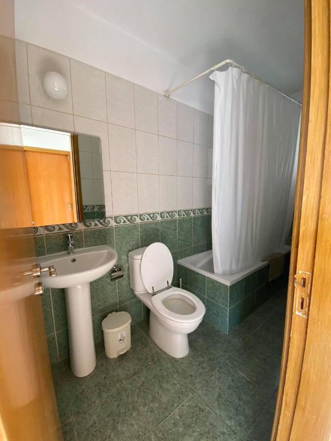 Cosy Apartment In Kato Paphos With Pool Access ภายนอก รูปภาพ